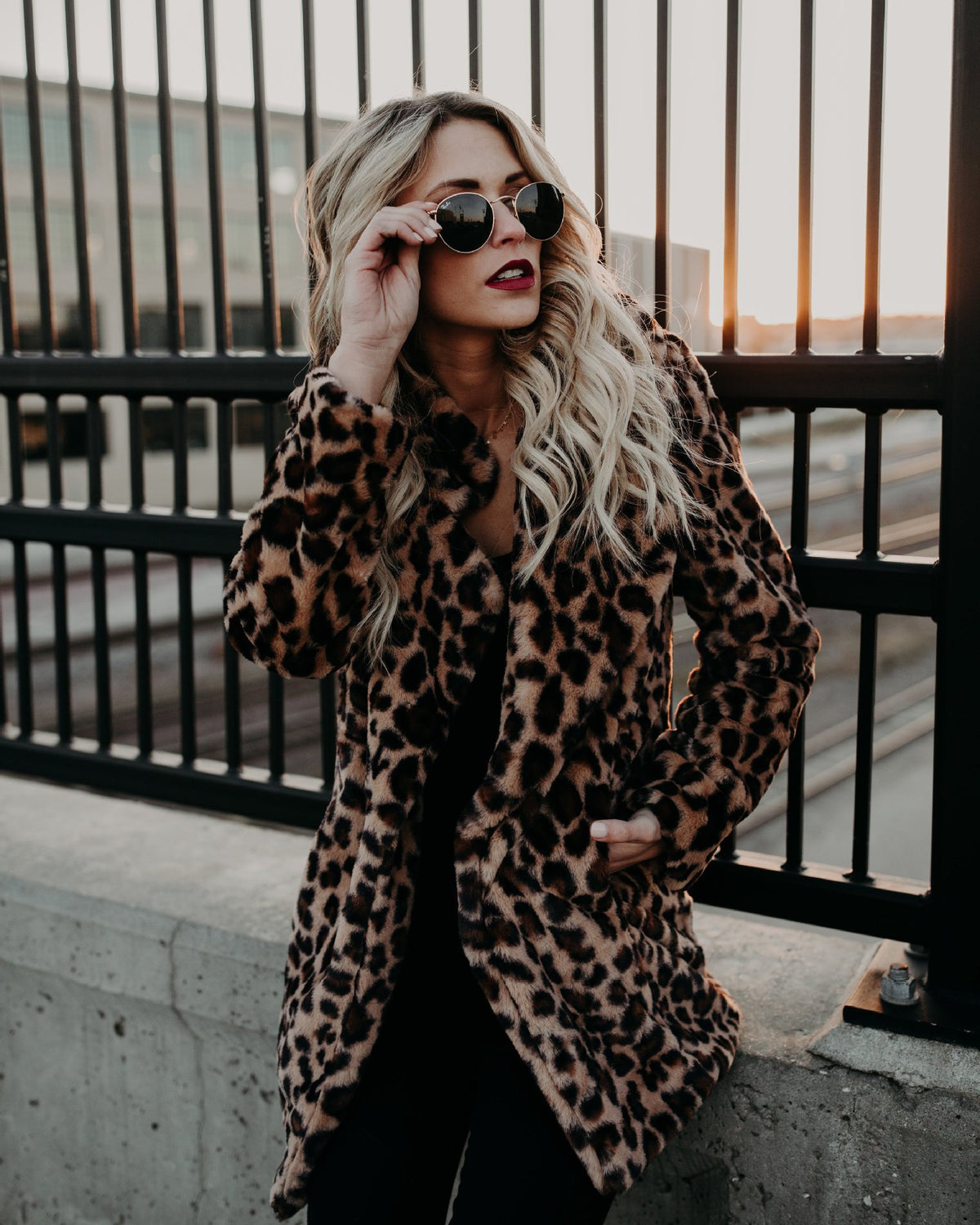Posljednji dan 30% popusta🔥【S-3XL】Moderna ženska zimska jakna od umjetnog krzna s leopard uzorkom.3872406