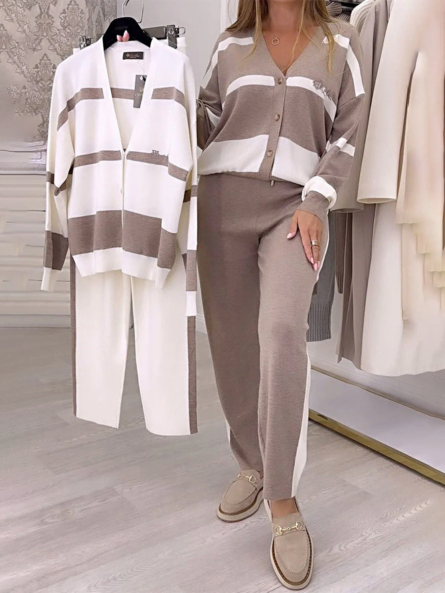 đ„đđVĂĄsĂĄrolj 1-et, Ă©s kapj mĂ©g 1-et ingyenđĂj Ćszi-tĂ©li szezon, kivĂĄlĂł minĆsĂ©gƱ Ă©s divatos kötött pulĂłver szett, kĂ©nyelmes Ă©s sokoldalĂș a mindennapokra.