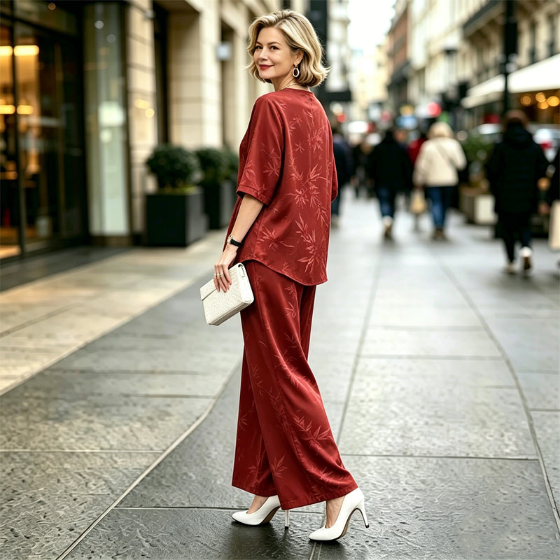 POKLON: Biserna ogrlica uz bilo koju narudžbu napravljenu danas! Elegantni satenski set – ograničene zalihe!