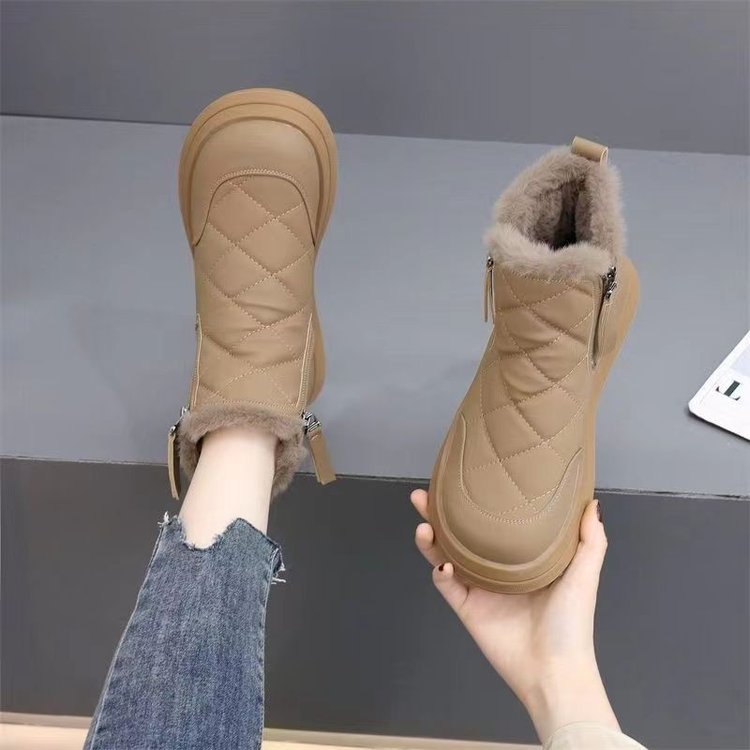 👢【35-41】Jesensko-zimska novost, vodoodporni, protizdrsni, topli in modni, mehki kratki škornji