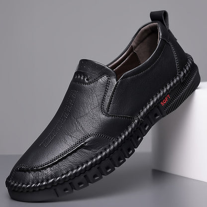 👞Korlátozott akció 50%【39-44】2025-ös férfi sportcipő, valódi bőr, puha talpú, csúszásmentes és légáteresztő