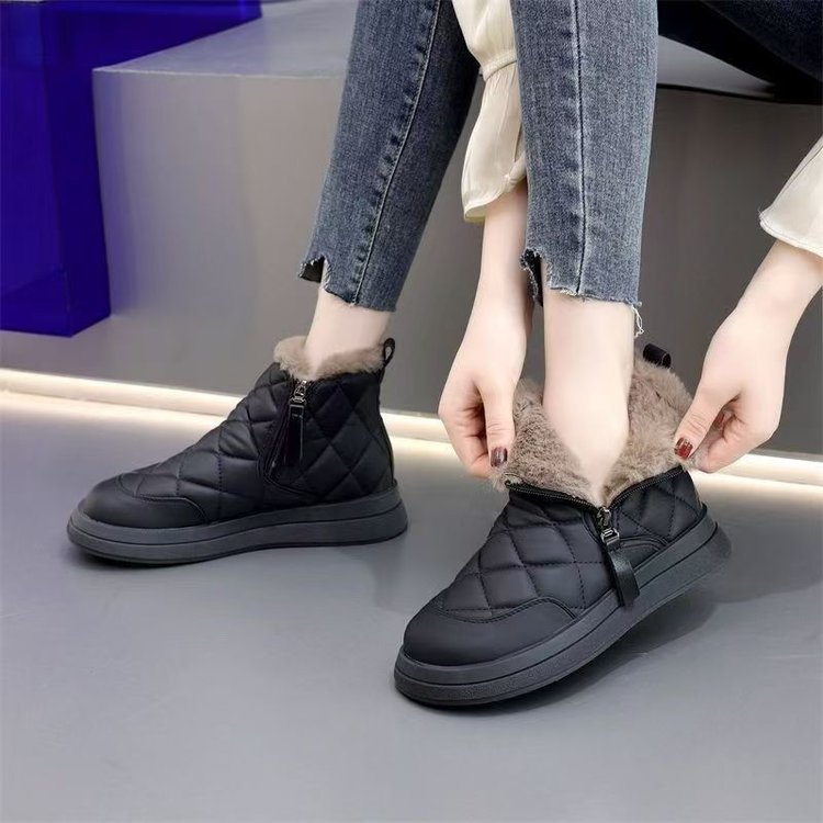 👢【35-41】Jesensko-zimska novost, vodoodporni, protizdrsni, topli in modni, mehki kratki škornji