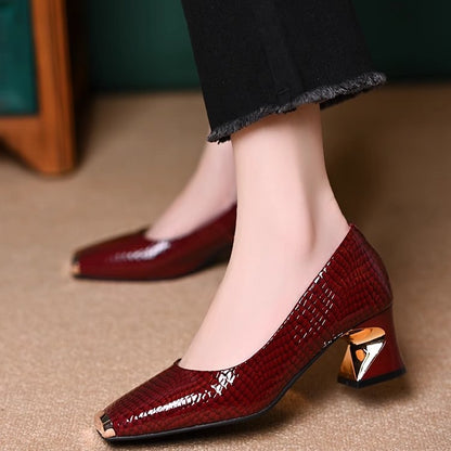 👠【35-42】Nove francuske cipele s debelim potpeticama i teksturom, plitkim otvorom