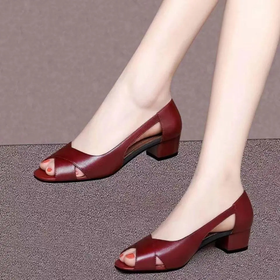 👠Vremenski ograničena akcija -38% – Nove protuklizne kožne sandale s debljom petom i mekanim potplatom, moderne i svestrane, udobne za posao bez žuljanja – besplatna dostava.