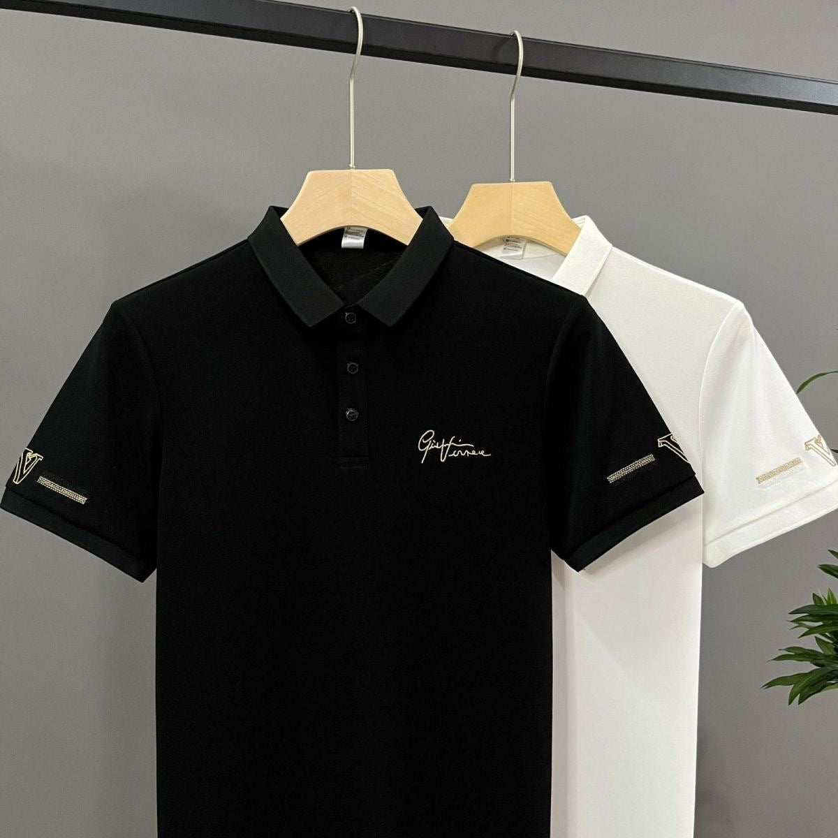 👔【Compra uno, llévate otro gratis】【50-105 kg】Polo bordado con solapa para hombre del 2025. 