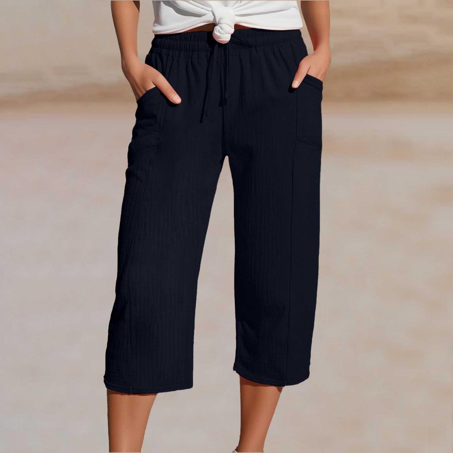💖【Kupite jedan, dobijte jedan gratis】👖👖Ženske jednobojne plisirane capri hlače od pamuka i lana - hladne i prozračne, laskaju obliku nogu, elegantne i ležerne