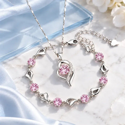 ✨✨Elegantni set ogrlice i narukvice u obliku srca, s blistavim šarenim kristalima, profinjen i lako uklopiv u svaki stil.
