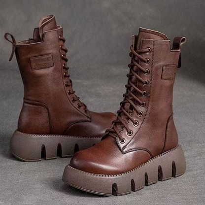 Limitovaná ponuka 42% zľava 🔥👢【35-40】Vysokokvalitné ručne vyrábané dámske mäkké kožené čižmy s hrubou podrážkou, nové jeseň–zima 2025