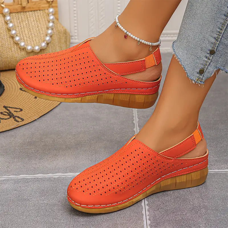 👡2026 ljetne sandale od prave kože: udoban slip-on dizajn s debelim potplatom, prozračni perforirani model za vani (veličine 36-43) 🌿👡