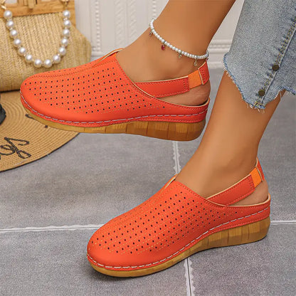 👡2026 ljetne sandale od prave kože: udoban slip-on dizajn s debelim potplatom, prozračni perforirani model za vani (veličine 36-43) 🌿👡